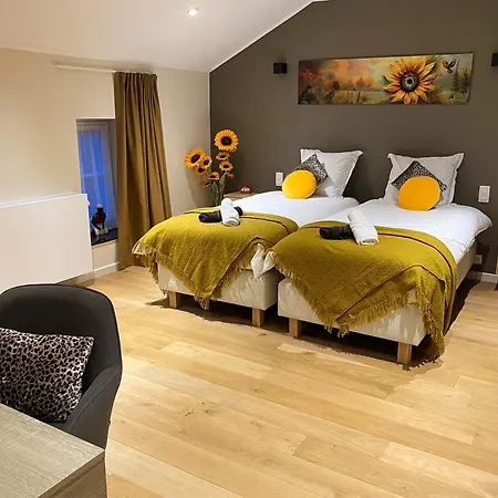 Le Relais De Lou فندق مبيت وإفطار 3*